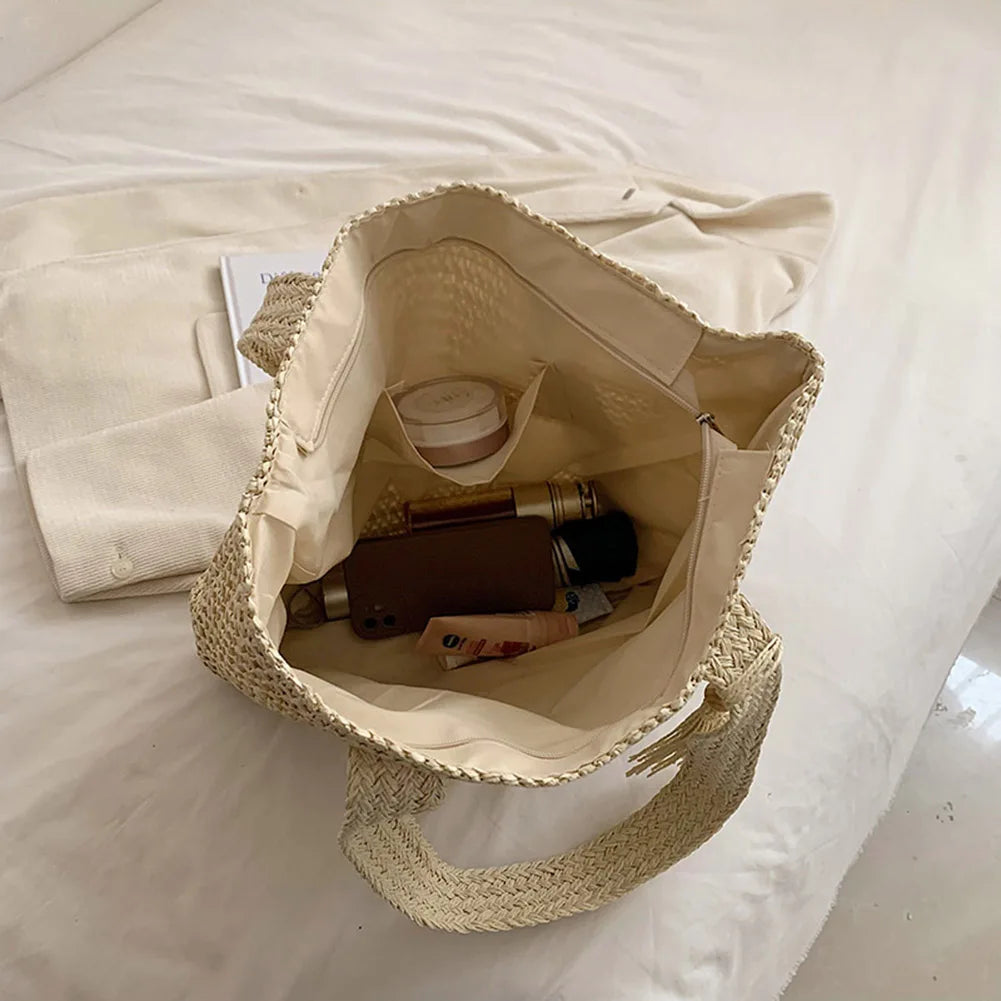 Bolsa de Palha Feminina de Verão – Bolsa de Ombro Grande Estilo Boho e Praia em Ráfia Trançada à Mão com Tassel