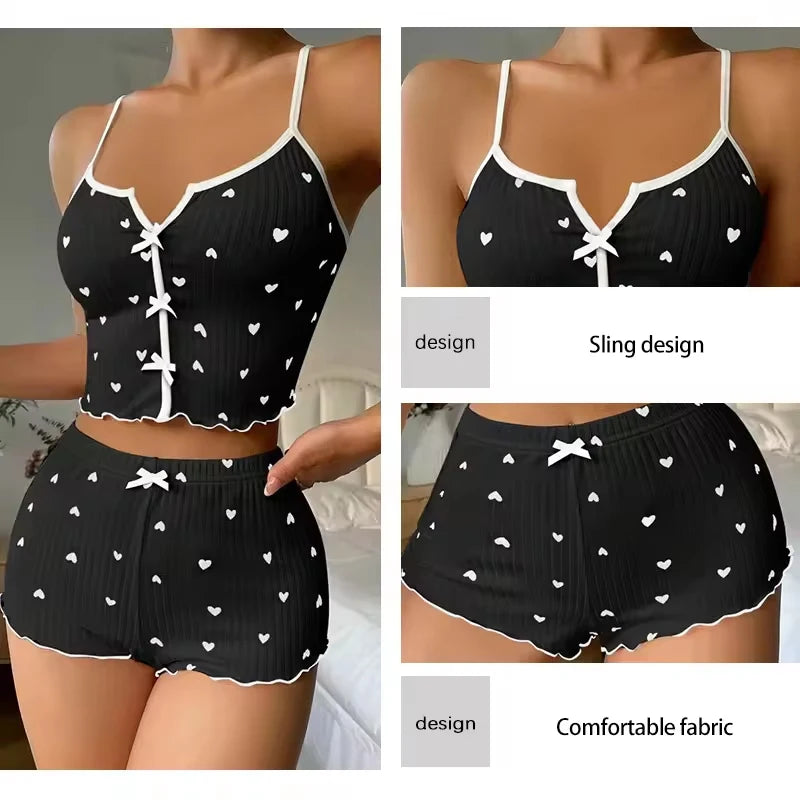 Conjunto de Pijama Feminino com Estampa de Coração em  Tecido Canelado Macio com Babados Delicados, Regata Casual e Short, Moda Casual Feminina Novo