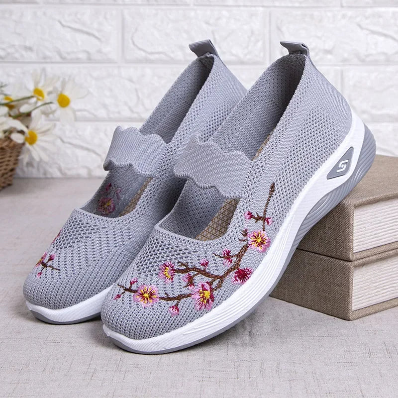 Tênis Feminino Casual com Bordado - Confortável e Respirável