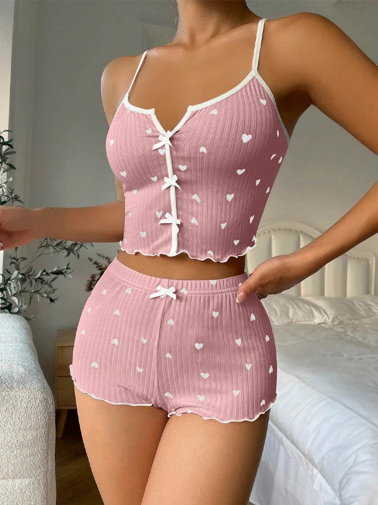 Conjunto de Pijama Feminino com Estampa de Coração Sexy Roupa de Dormir Cetim de Seda Decote em V Regata Sem Mangas e Shorts Conjunto Casual Loungewear