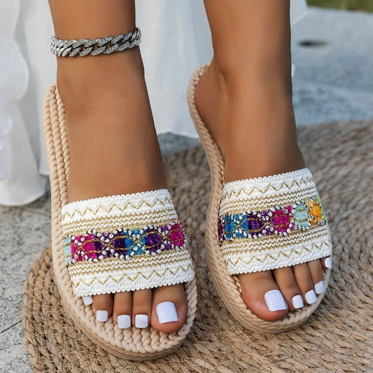 Chinelos Femininos para Praia, Sandália Rasteira Feminina com Borlas, Estilo Boêmio Étnico, Tamanho Grande, Design de Moda ao Ar Livre