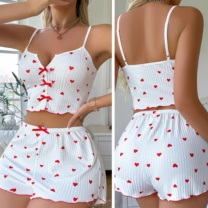 Conjunto de Pijama Feminino com Estampa de Coração em  Tecido Canelado Macio com Babados Delicados, Regata Casual e Short, Moda Casual Feminina Novo